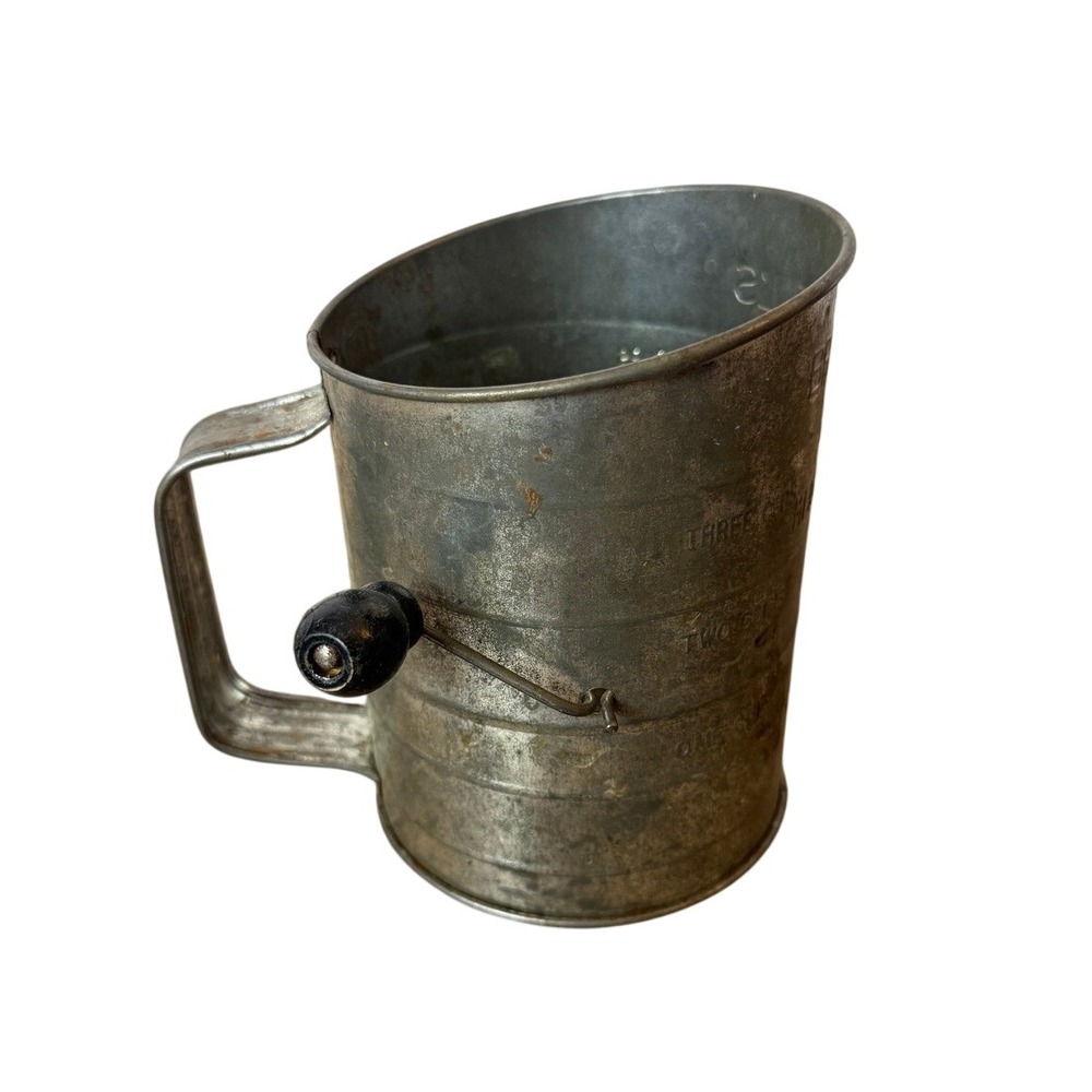 Vintage Bromwells Measuring Sifter 3‎ Cup Flour Sifter Kitchen Baking Tool